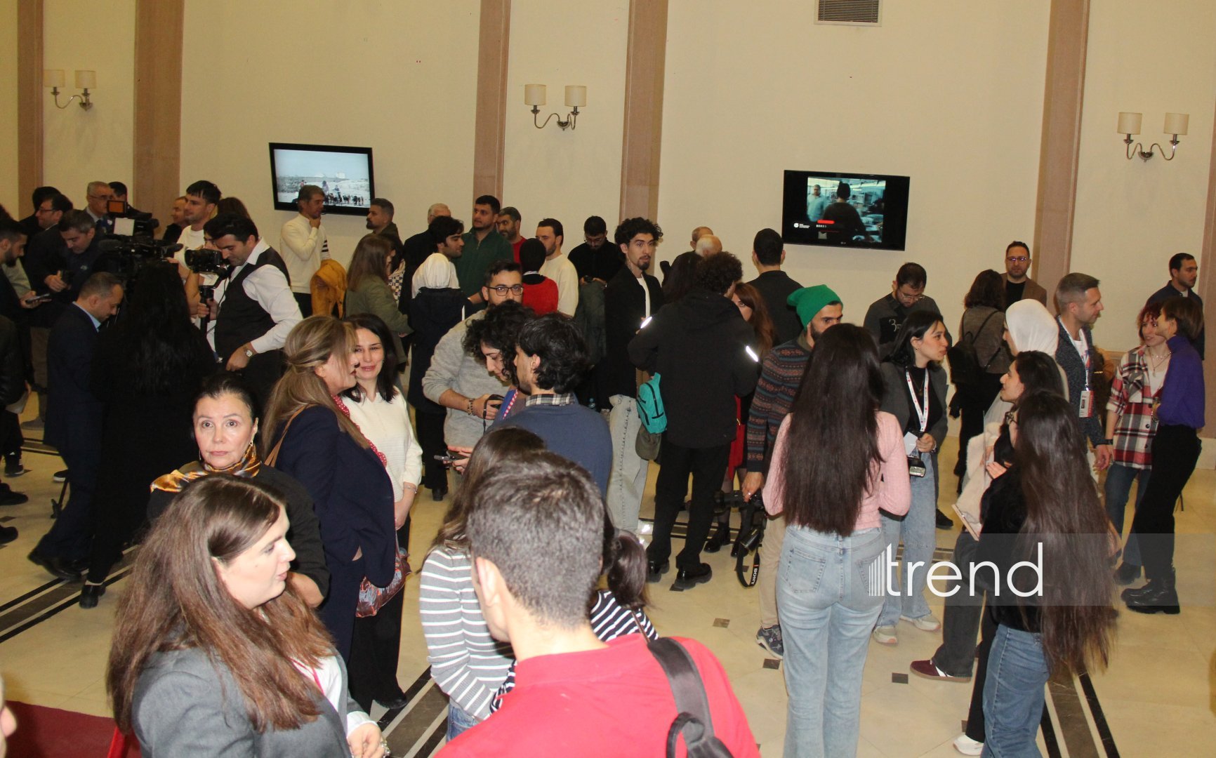 Состоялась церемония награждения победителей XVI Бакинского международного кинофестиваля (ФОТО)