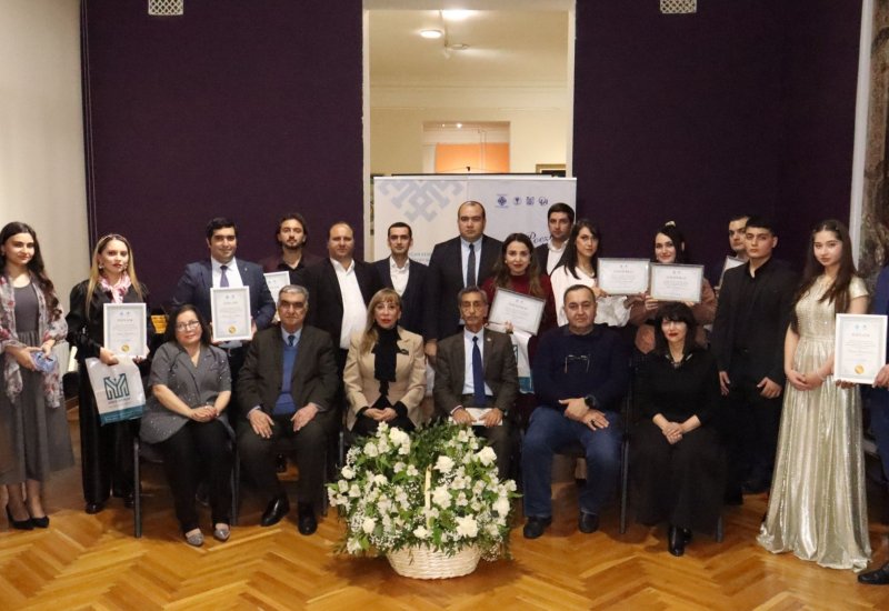 Состоялась церемония награждения победителей Республиканского конкурса чтецов "Поэзия Хазри" (ФОТО)