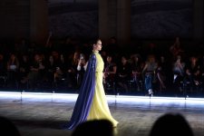On the Great Silk Road - яркие краски 19-го сезона Azerbaijan Fashion Week (ФОТО)