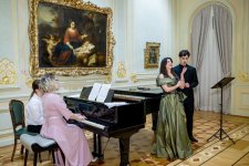 Азербайджанской музей в ауре классической музыки – душевный отдых среди картин (ФОТО)