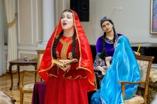 Как в Баку, вопреки устоявшимся традициям, любовь победила запреты (ФОТО)