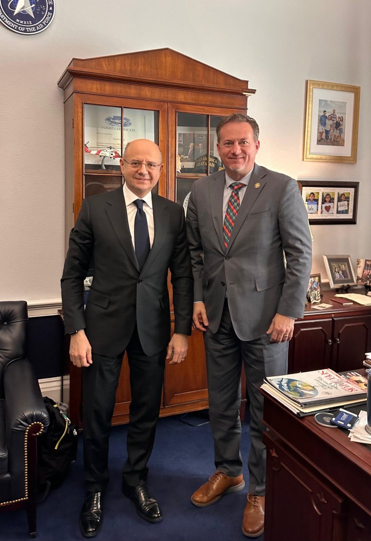 Обсуждено укрепление сотрудничества в энергетическом секторе между Азербайджаном и США (ФОТО)