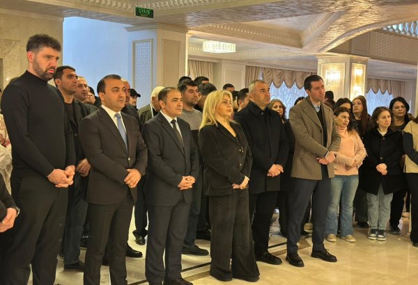 В Гянджинской государственной филармонии состоялся вечер памяти великого лидера Гейдара Алиева (ФОТО)