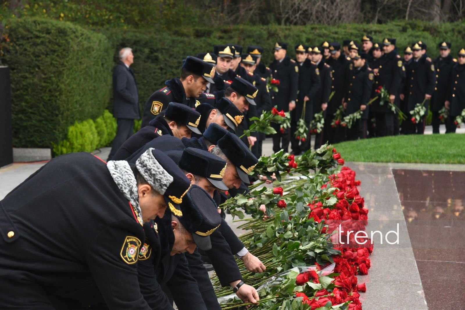 Азербайджанский народ чтит светлую память великого лидера Гейдара Алиева (ФОТО)
