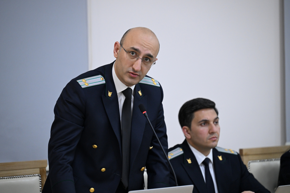 Судебное разбирательство по делу Рубена Варданяна продолжается изучением документов (ФОТО)