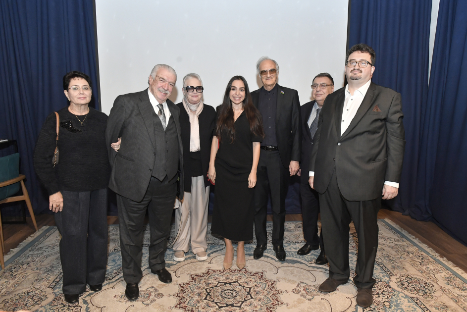 В Баку состоялся вечер памяти общенационального лидера Гейдара Алиева (ФОТО)