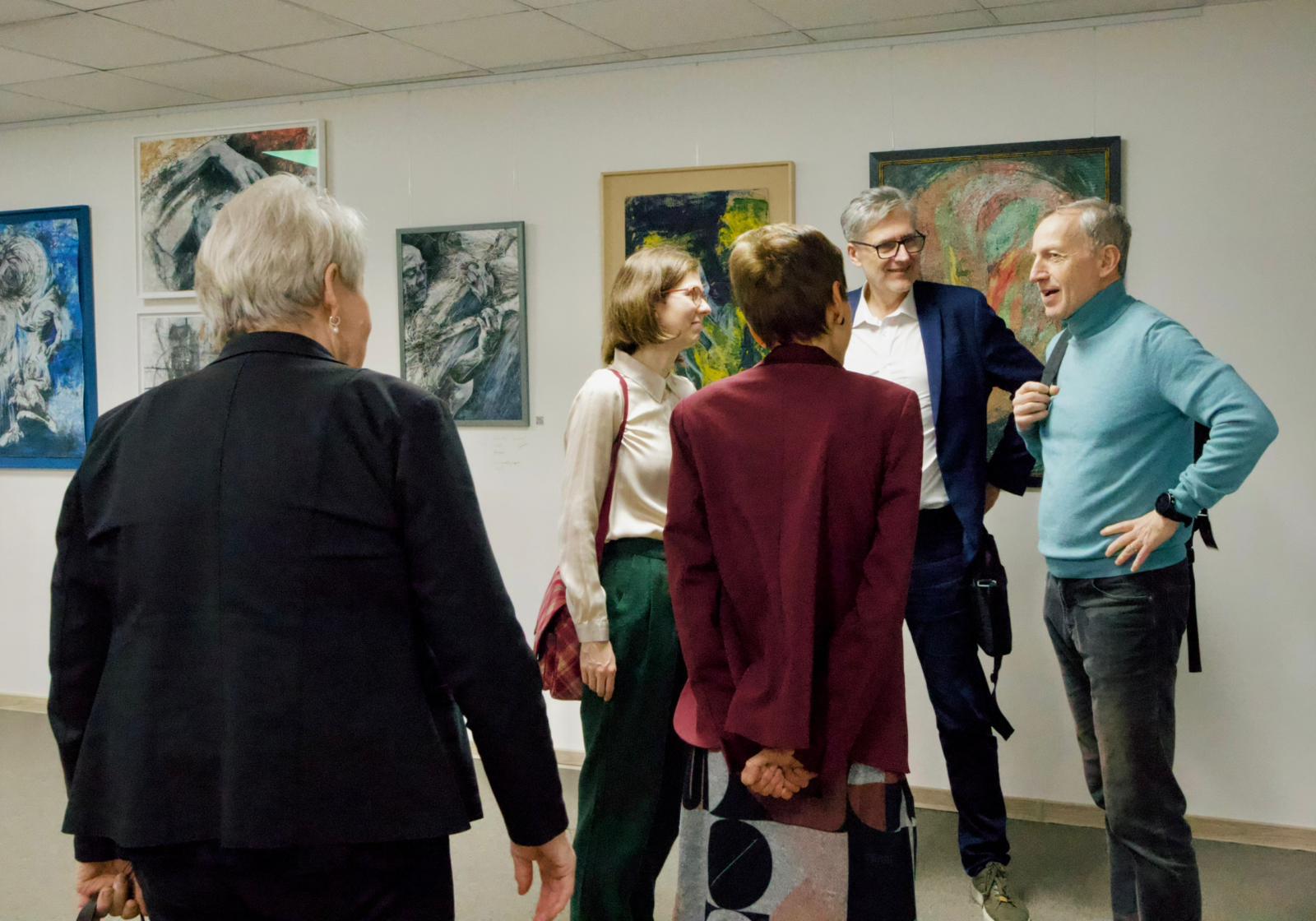 В Праге состоялась презентация антологии чешской классики в переводе на азербайджанский язык (ФОТО)