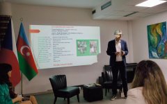 В Праге состоялась презентация антологии чешской классики в переводе на азербайджанский язык (ФОТО)