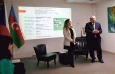 В Праге состоялась презентация антологии чешской классики в переводе на азербайджанский язык (ФОТО)