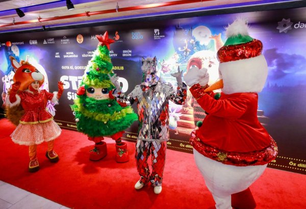 Новогодний фестиваль в Баку - бродячий цирк, жуткие существа… (ВИДЕО, ФОТО)