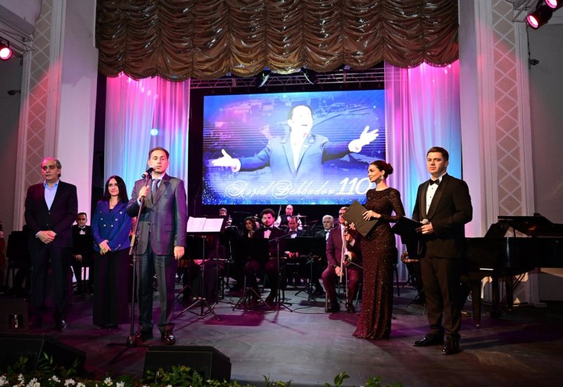 В Баку состоялся гала-вечер к 110-летию легендарного Рашида Бейбутова (ФОТО)