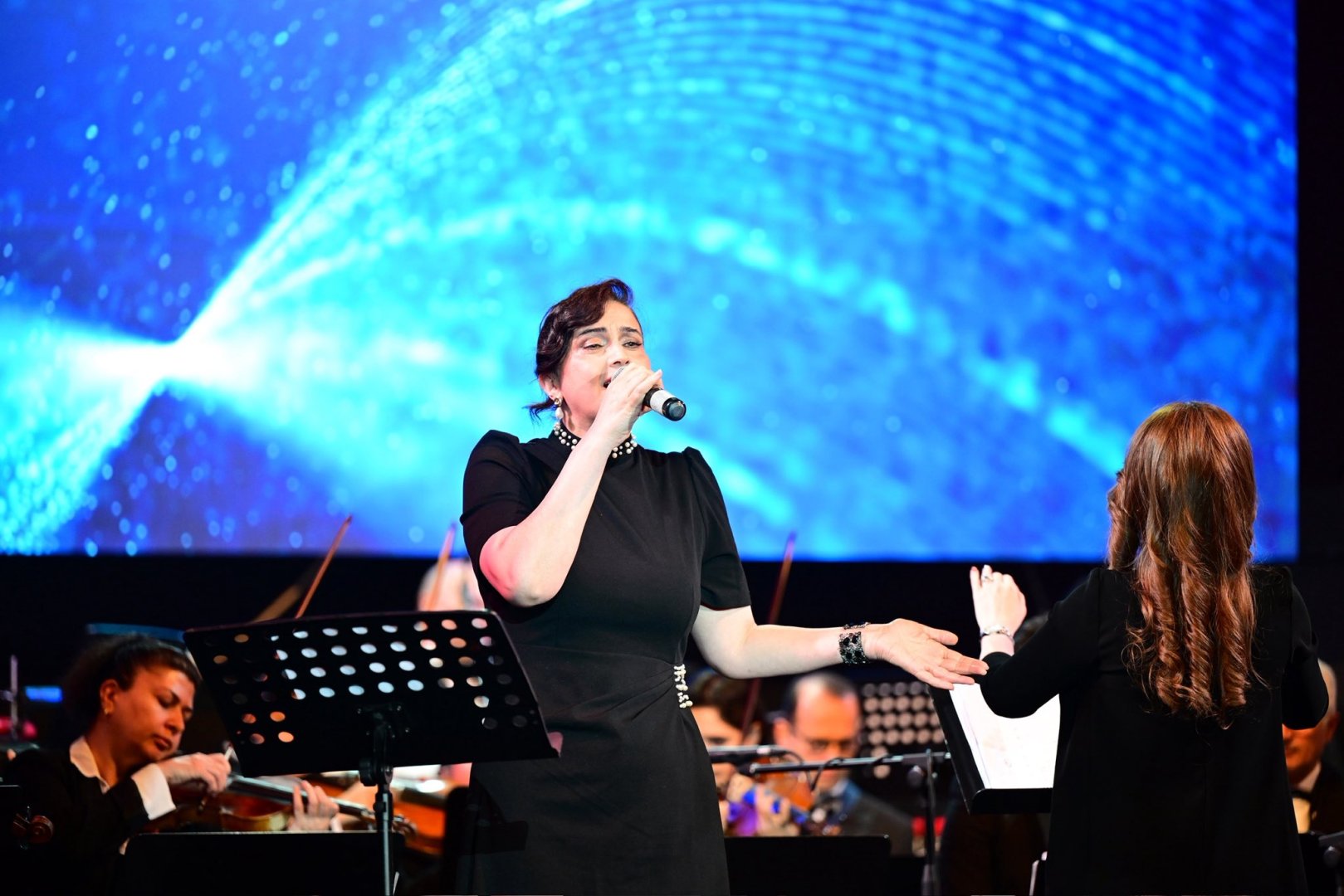 В Баку состоялся гала-вечер к 110-летию легендарного Рашида Бейбутова (ФОТО)