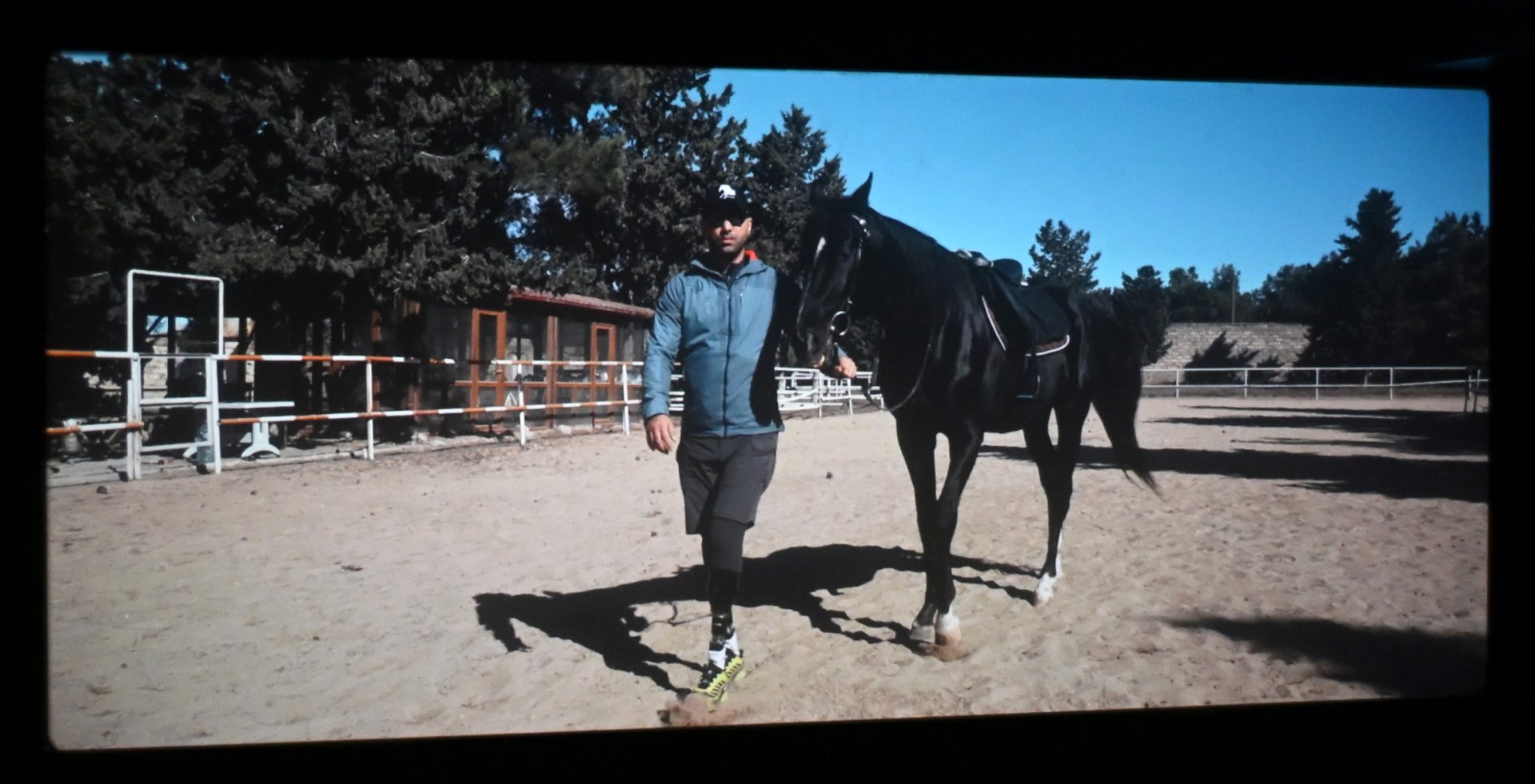 Как герой Карабахской войны без ног покорил гору Эльбрус - презентация фильма "Дыхание Победы" (ФОТО)