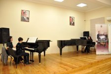 В Мингячевире прошли мастер-классы по специальностям тар и фортепиано (ФОТО)
