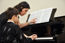 В Мингячевире прошли мастер-классы по специальностям тар и фортепиано (ФОТО)