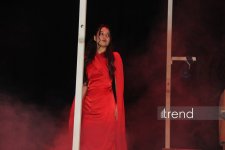 В Азербайджанском русском драмтеатре прошли первые гастроли Жетысайского драмтеатра со спектаклем "Мой друг" (ФОТО)