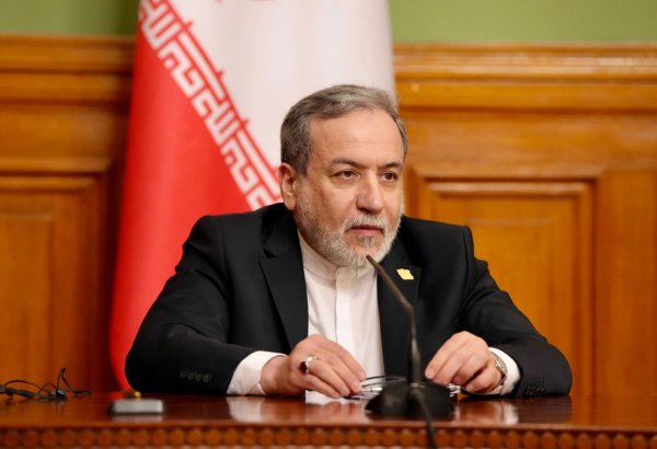 Глава МИД Ирана поблагодарил Азербайджан