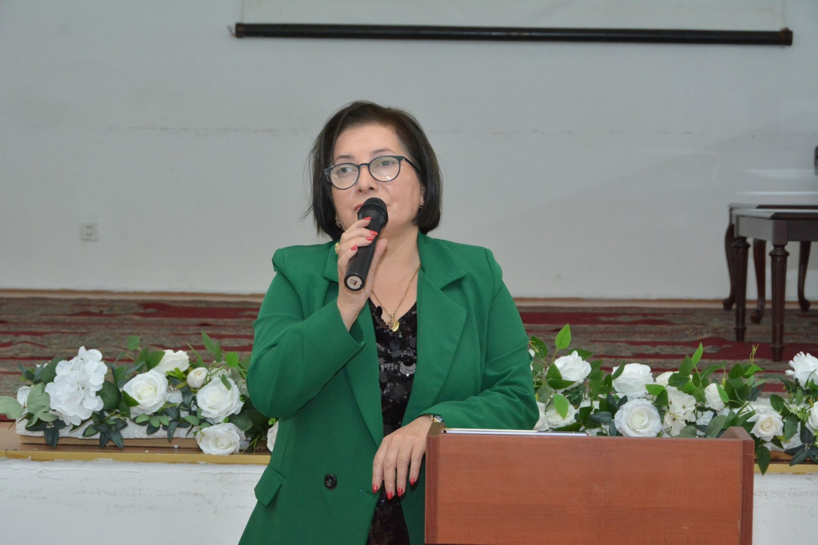 Состоялась презентация книги "Асаф Зейналлы. Избранные произведения" - онлайн из Австралии (ФОТО)