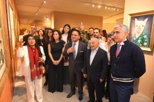 Альпаки перуанской художницы Сол Алехо в Центре Гейдара Алиева в Баку (ФОТО/ВИДЕО)