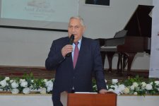 Состоялась презентация книги "Асаф Зейналлы. Избранные произведения" - онлайн из Австралии (ФОТО)