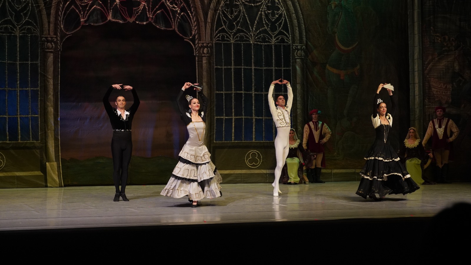 Когда лебеди танцуют – вихрь магии в Баку с участием ведущих солистов Мариинского театра (ФОТО)