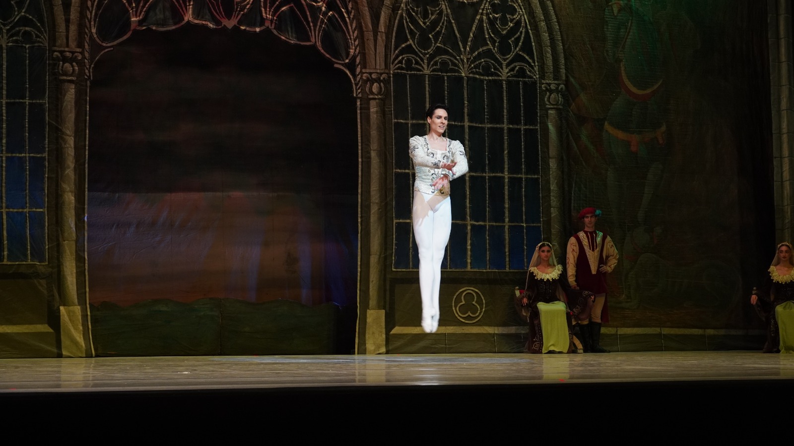 Когда лебеди танцуют – вихрь магии в Баку с участием ведущих солистов Мариинского театра (ФОТО)