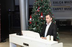 Орнамент памяти и силуэт времени: в Музее ковра открылась выставка Эмиля Азиза (ФОТО)