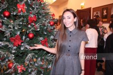 Азербайджанский русский драматический театр отметил 105-летие с классикой Шекспира (ФОТО)