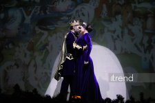 Азербайджанский русский драматический театр отметил 105-летие с классикой Шекспира (ФОТО)