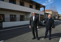 Президент Ильхам Алиев посетил поселок Кяркиджахан города Ханкенди (ФОТО)