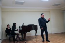 Классическое искусство в зимнем Баку (ФОТО)