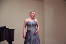 Классическое искусство в зимнем Баку (ФОТО)