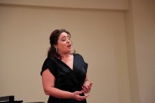 Классическое искусство в зимнем Баку (ФОТО)