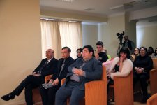 Классическое искусство в зимнем Баку (ФОТО)