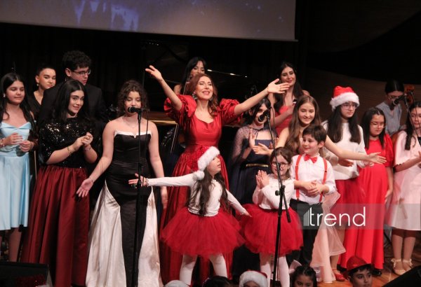 В Баку состоялся праздничный концерт Вокальной музыкальной школы Фидан Гаджиевой (ФОТО)