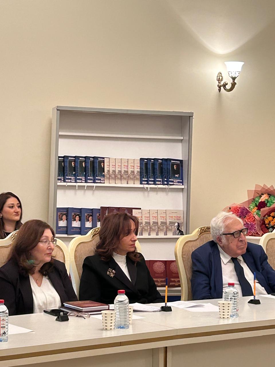 В Баку состоялась презентация пяти книг к 140-летию великого Узеира Гаджибейли (ФОТО)