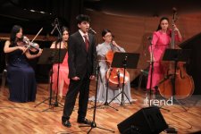 В Баку состоялся праздничный концерт Вокальной музыкальной школы Фидан Гаджиевой (ФОТО)