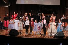 В Баку состоялся праздничный концерт Вокальной музыкальной школы Фидан Гаджиевой (ФОТО)