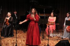 В Баку состоялся праздничный концерт Вокальной музыкальной школы Фидан Гаджиевой (ФОТО)