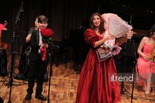 В Баку состоялся праздничный концерт Вокальной музыкальной школы Фидан Гаджиевой (ФОТО)