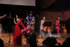 В Баку состоялся праздничный концерт Вокальной музыкальной школы Фидан Гаджиевой (ФОТО)