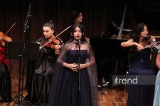 В Баку состоялся праздничный концерт Вокальной музыкальной школы Фидан Гаджиевой (ФОТО)