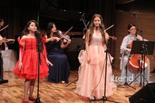 В Баку состоялся праздничный концерт Вокальной музыкальной школы Фидан Гаджиевой (ФОТО)