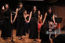 В Баку состоялся праздничный концерт Вокальной музыкальной школы Фидан Гаджиевой (ФОТО)