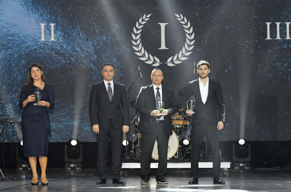 Вице-президент Фонда Гейдара Алиева Лейла Алиева и руководитель Баку Медиа Центра Арзу Алиева приняли участие в Гала-церемонии, посвященной спортивным итогам года (ФОТО)