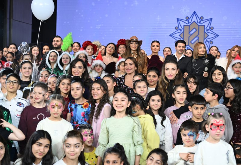 Вице-президент Фонда Гейдара Алиева Лейла Алиева, Арзу Алиева и Алена Алиева приняли участие в праздничном мероприятии для детей (ФОТО)