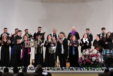 В Филармонии прошёл концерт ко Дню солидарности азербайджанцев мира и Новому году (ФОТО)