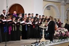 В Филармонии прошёл концерт ко Дню солидарности азербайджанцев мира и Новому году (ФОТО)