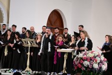 В Филармонии прошёл концерт ко Дню солидарности азербайджанцев мира и Новому году (ФОТО)