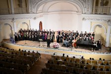 В Филармонии прошёл концерт ко Дню солидарности азербайджанцев мира и Новому году (ФОТО)